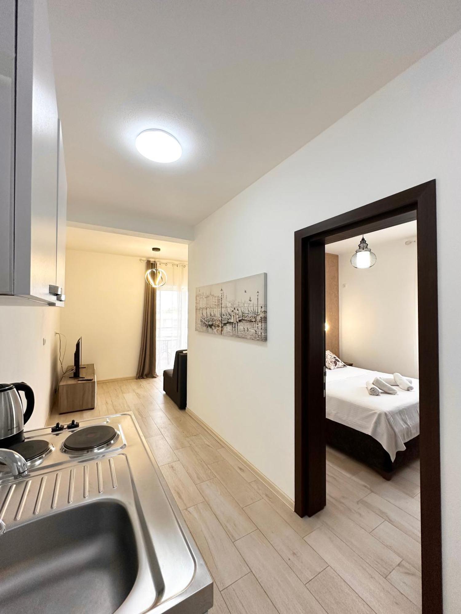 Apartmens Xhenis Lux Ulcinj Exterior foto