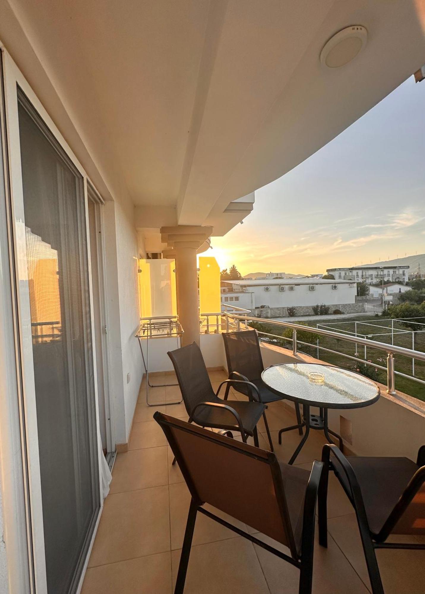 Apartmens Xhenis Lux Ulcinj Exterior foto